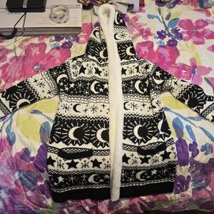 Hot Topic Black and White Celestial Knit Cardigan